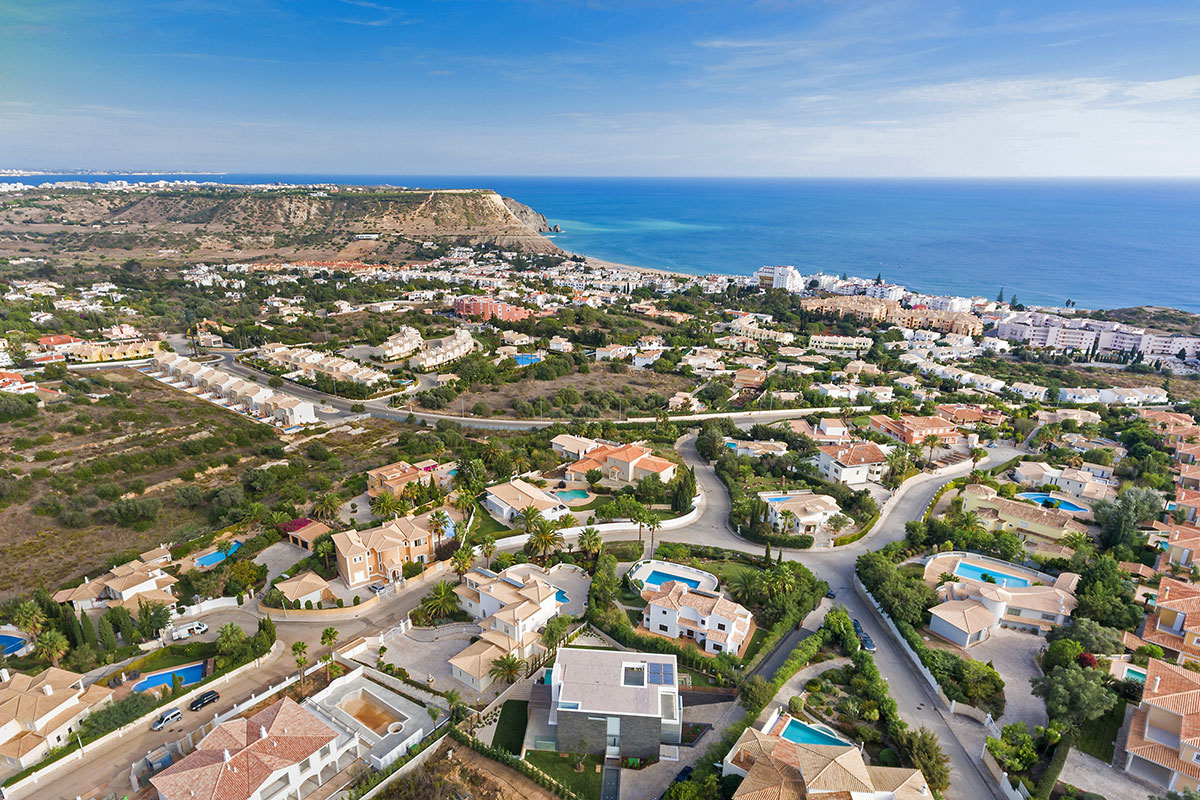 AltaVista da Luz drone view